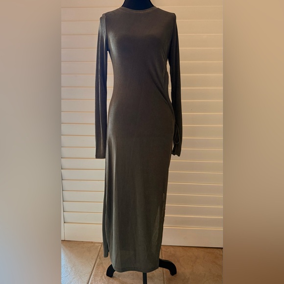 Marion by Etienne Dresses & Skirts - Marion Cutout Olive Long Sleeve Midi Dress